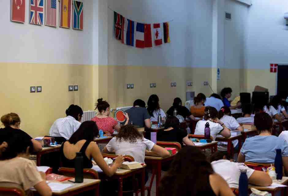 Date un tema su Palazzeschi al posto di quella mutria di Pirandello