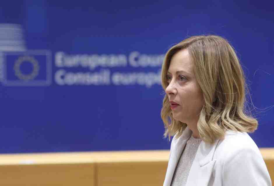 Tutti i motivi per essere contro la "lepenizzazione" di Giorgia Meloni