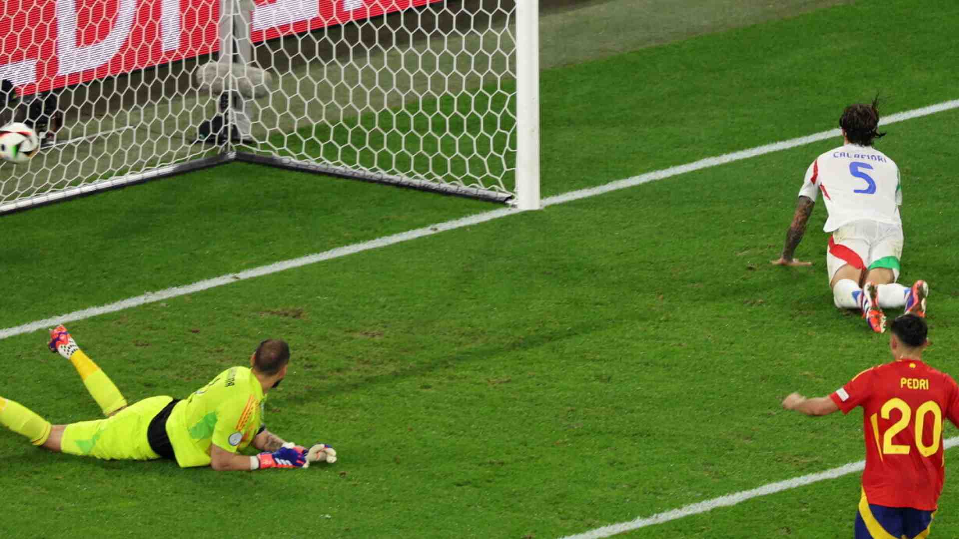 L'Italia contro la Spagna è stata come il pugile suonato di Beppe Viola