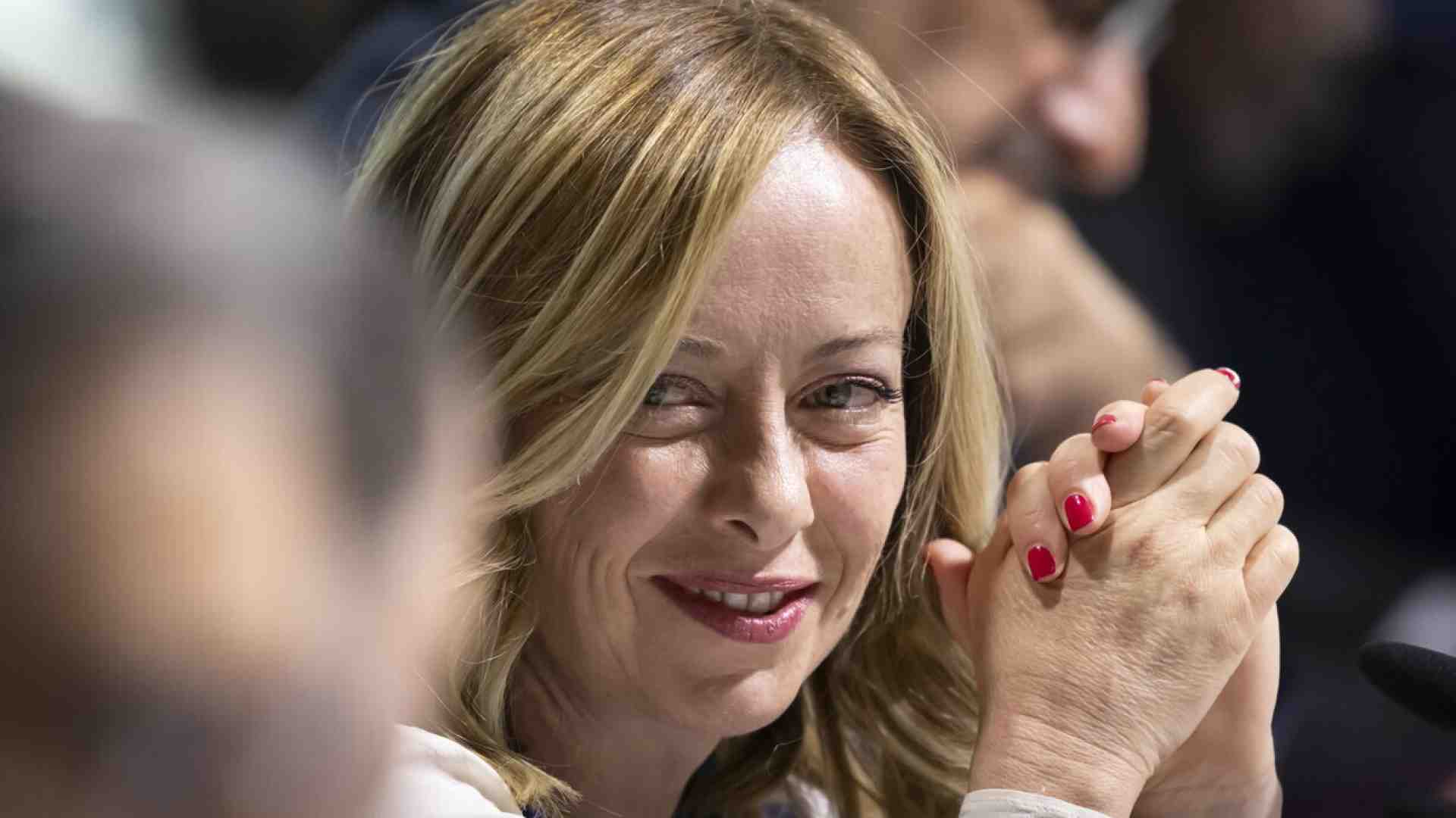 "La coalizione regge". La logica a pacchetto di Meloni sul risiko delle nomine