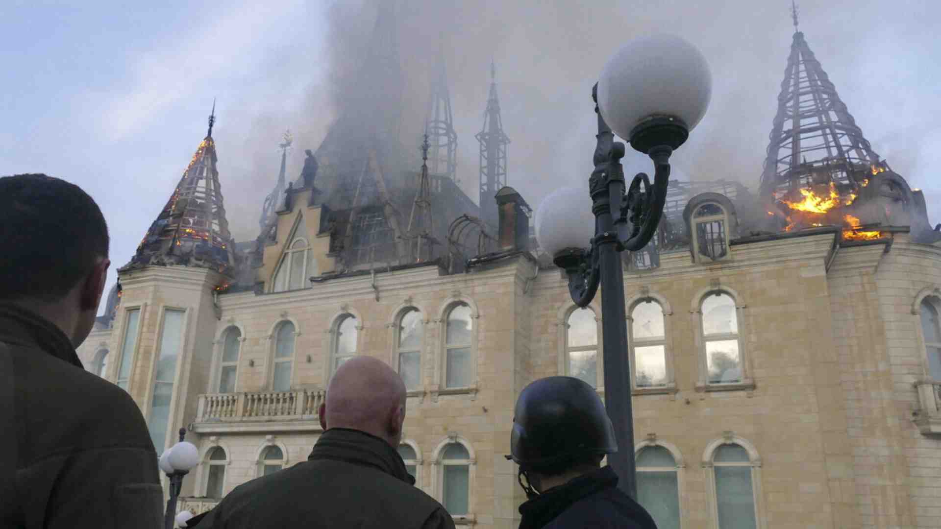 Tra i giardini fioriti di Odessa non c’è quasi traccia di ragazzi e giovani uomini