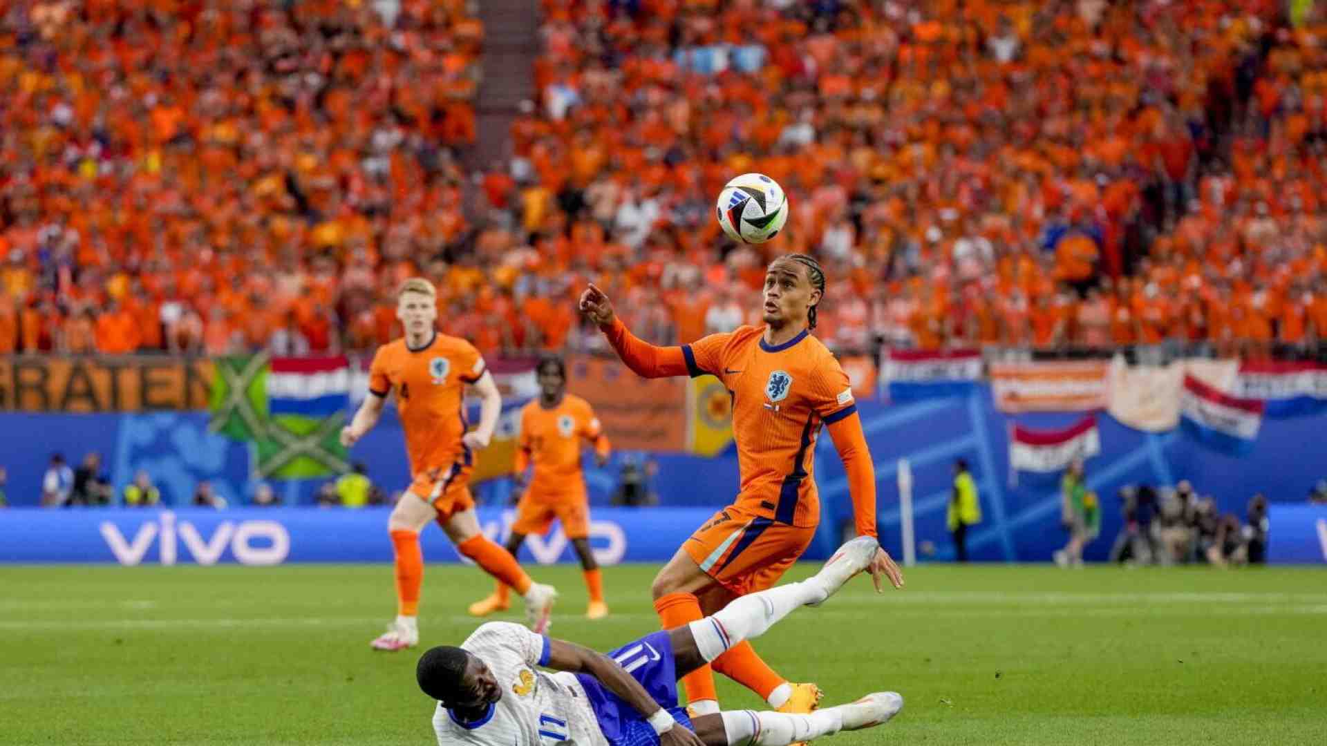 Anche lo 0-0 è apparso a Euro 2024, con i tifosi degli arbitri