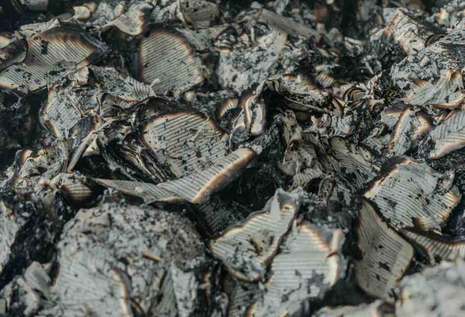 Le bombe su Kharkiv bruciano la cultura ucraina: è lo schema russo, da Mariupol a Chernihiv