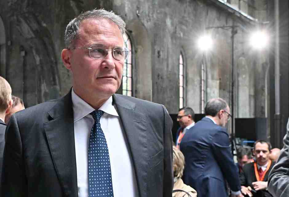 Compagne d'Italia: la neo responsabile delle emergenze sanitarie è la compagna del viceministro di FdI Cirielli