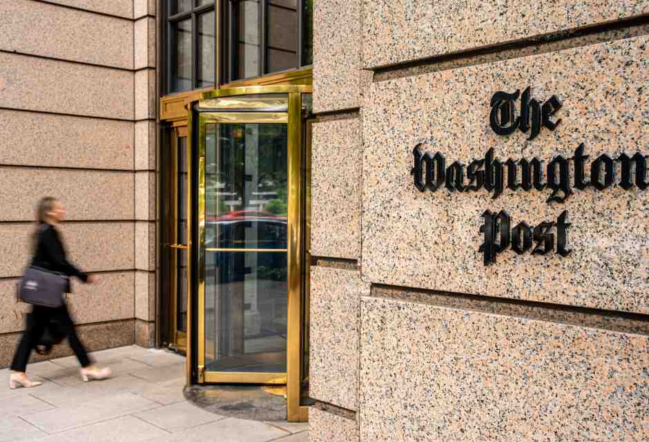 Giornalisti british a capo di testate Usa, un nuovo capitolo nella serie di invasioni reciproche