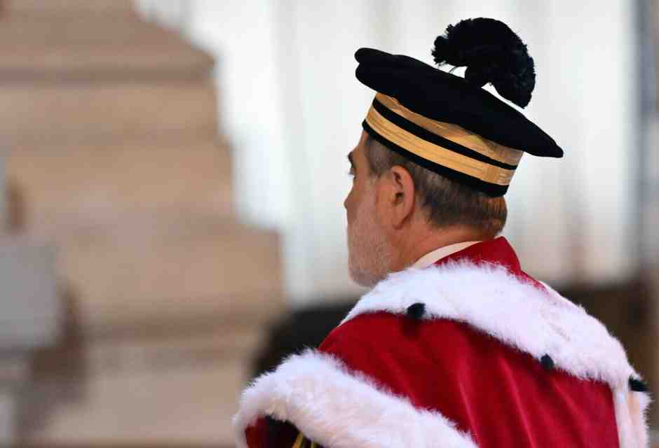 Contro l'abuso d'ufficio. Venti storie di gogna mediatico-giudiziaria ai danni di politici e amministratori