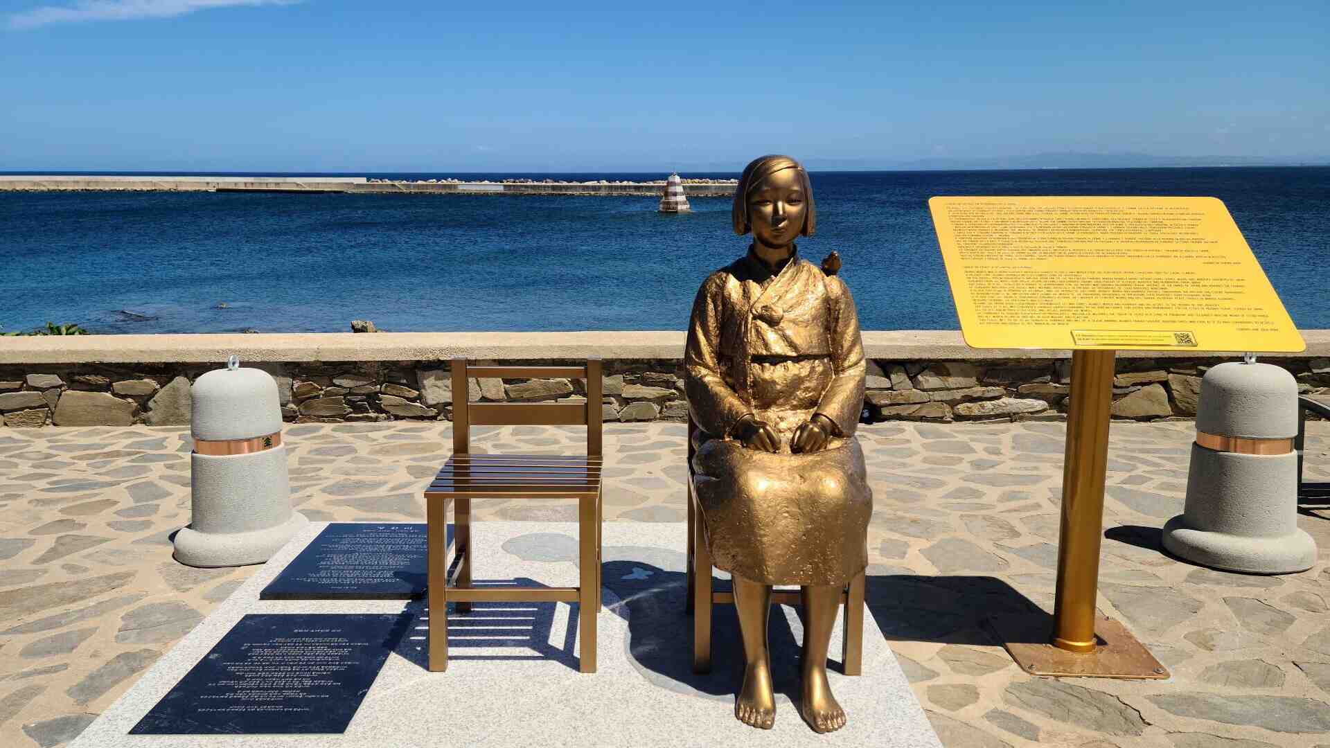 Il passato fra Tokyo e Seul che torna e mette in mezzo la nostra Stintino