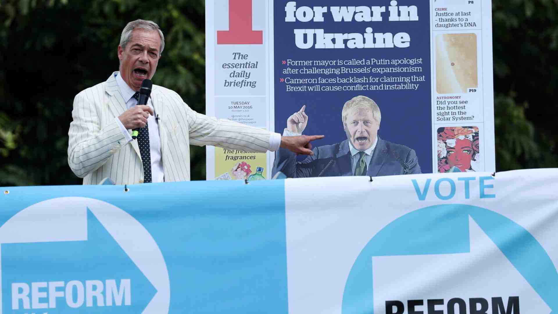 Nigel Farage piazza nel dibattito la retorica russa sulla Nato e quella trumpiana sull’immigrazione