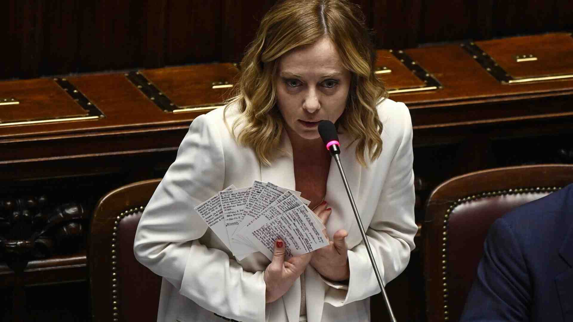 Meloni: "Le nomine europee non tengono conto del voto dei cittadini". Schlein e Conte: "Basta col vittimismo"