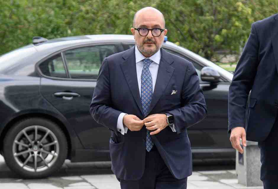 Sangiuliano e l'ingiustificata aria di superiorità del M5S