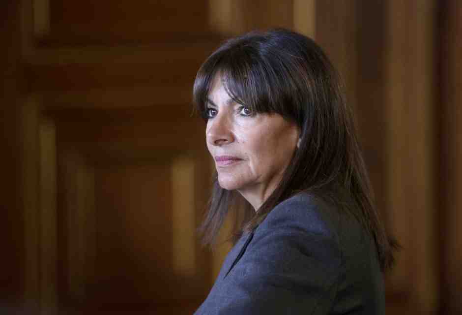 L’utopia della sindaca climatista di Parigi vinta dai condizionatori portatili