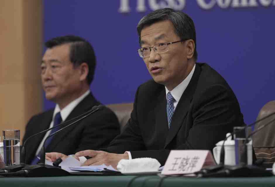 Che cosa ci fa il ministro dell’Educazione cinese in Europa (e in Italia) a pochi giorni dal G7?