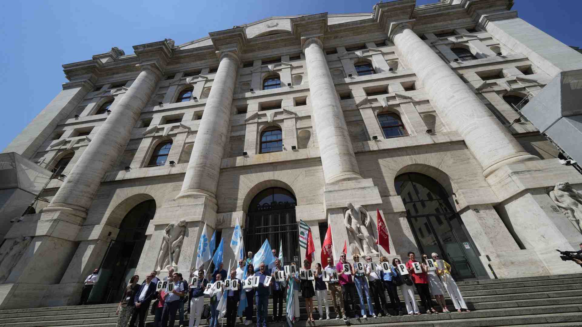 Esuberi in Borsa: il piano segreto per licenziare un terzo del personale. Parla Lando Sileoni (Fabi)