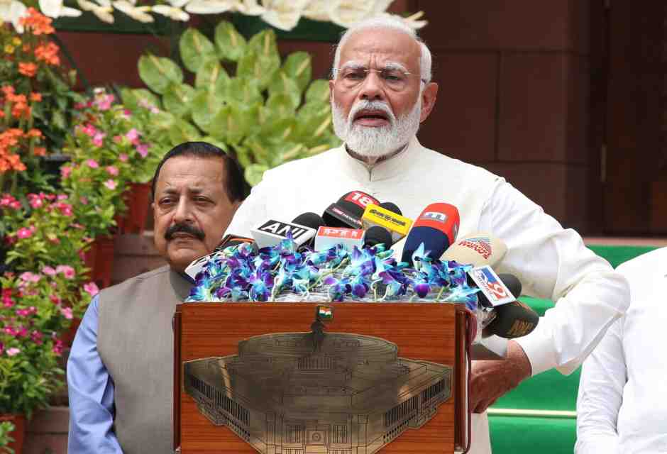 Narendra Modi vola dal suo amico Putin, ma in fondo abbraccia l'America