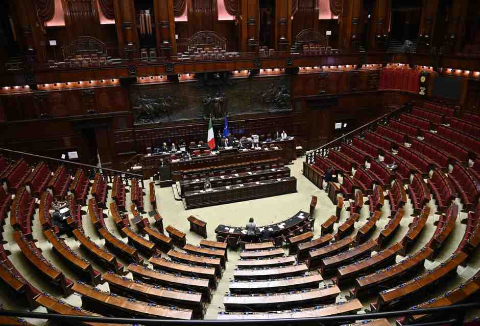 Parlamento Gpt. Una commissione giudicherà 30 progetti per applicare l’IA ai lavori di Montecitorio