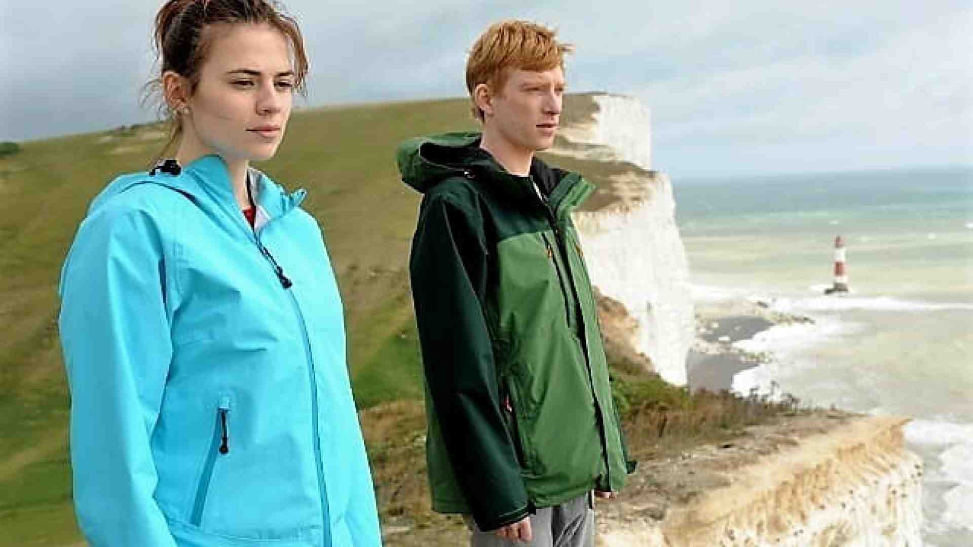 L’ultima promessa dell’IA: non dovremo più dire addio ai cari estinti. Ne vale la pena?