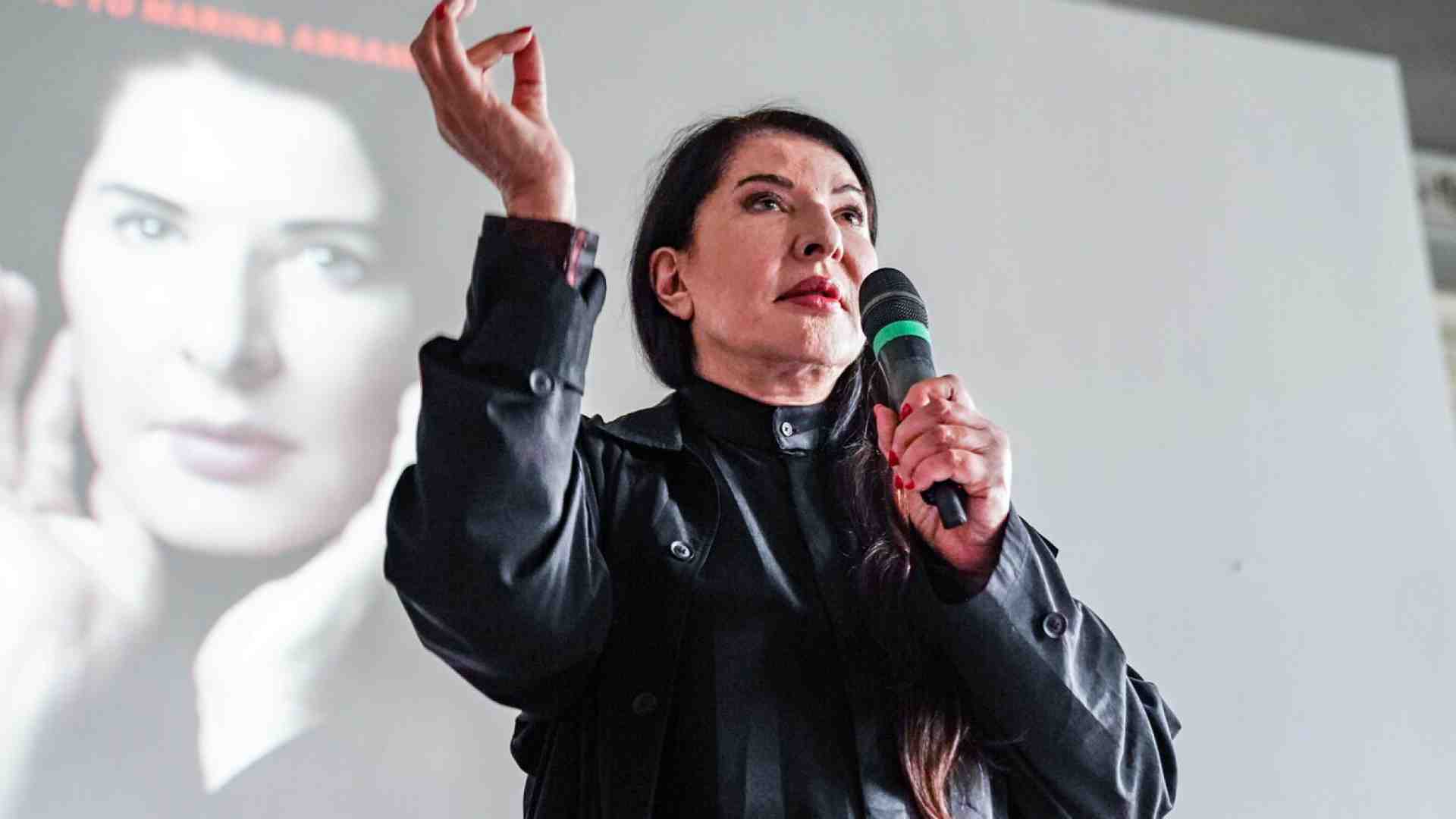 Fuori Rossini, dentro Marina Abramovic