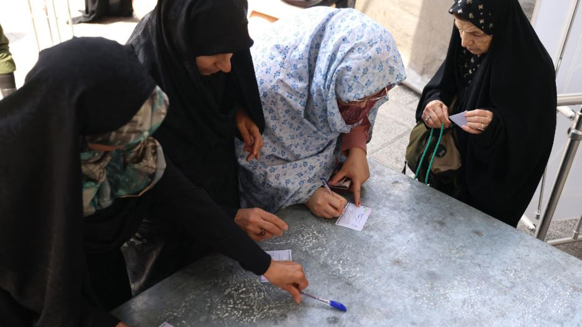 Alla fine in Iran vince l'astensionismo. Al ballottaggio decide l'opposizione