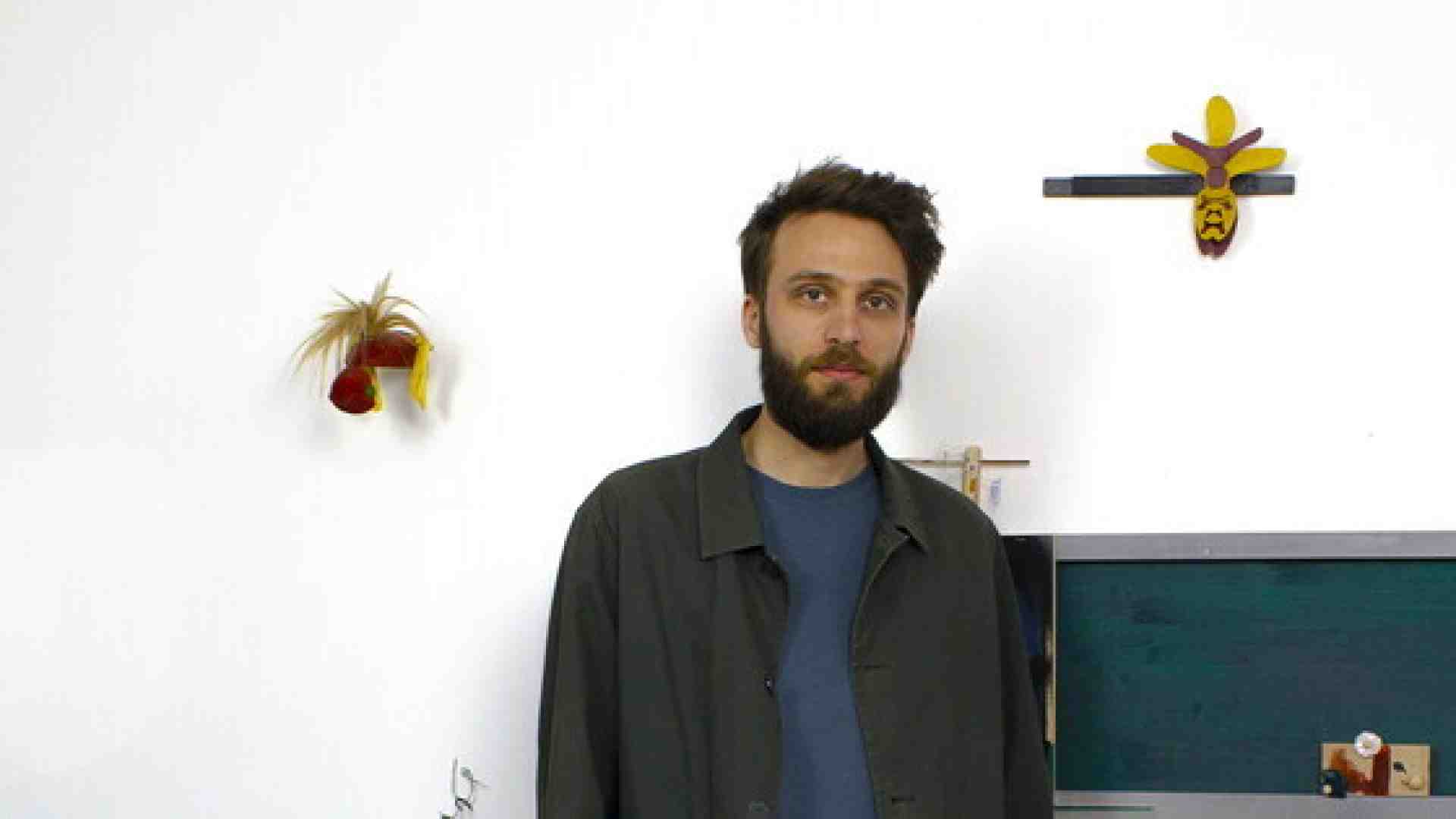 L'arte di Edoardo Manzoni, tra caccia e seduzione, uomini e animali