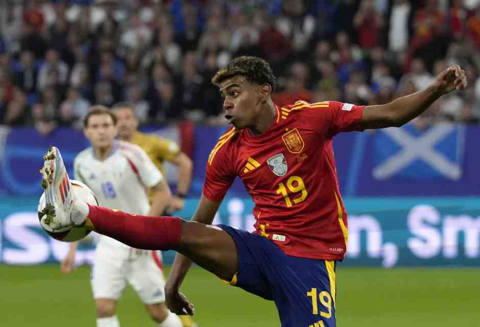 Yamal guida la carica dei baby fenomeni