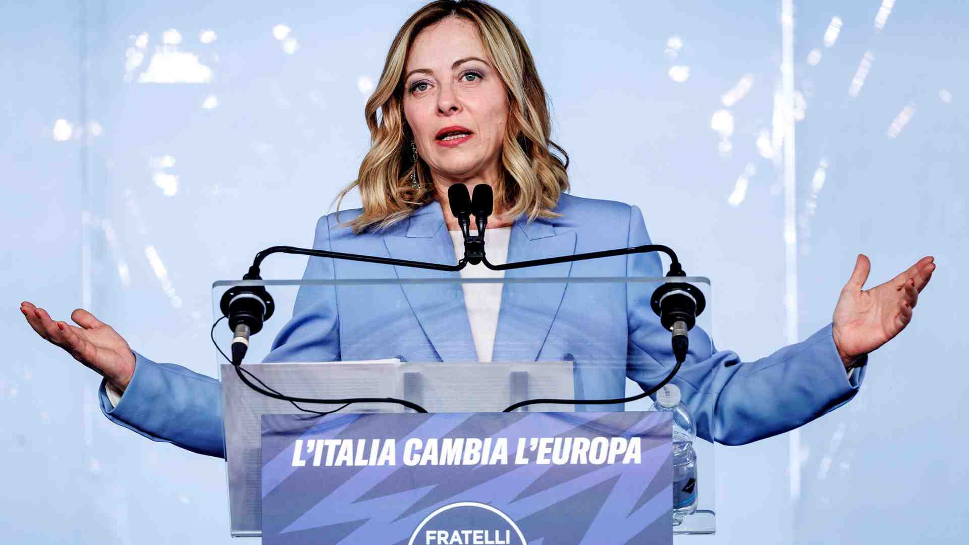 Meloni scrive ai dirigenti di FdI dopo l'inchiesta di Fanpage: "Fuori chi vuole farci tornare indietro"