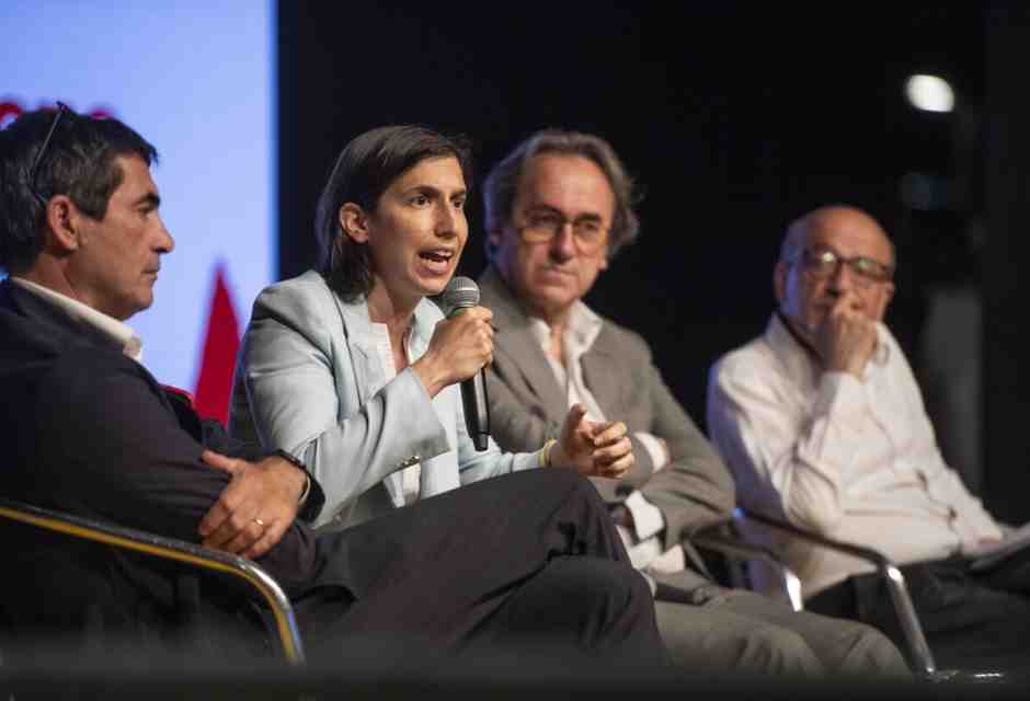 La photo opportunity del centrosinistra a Bologna