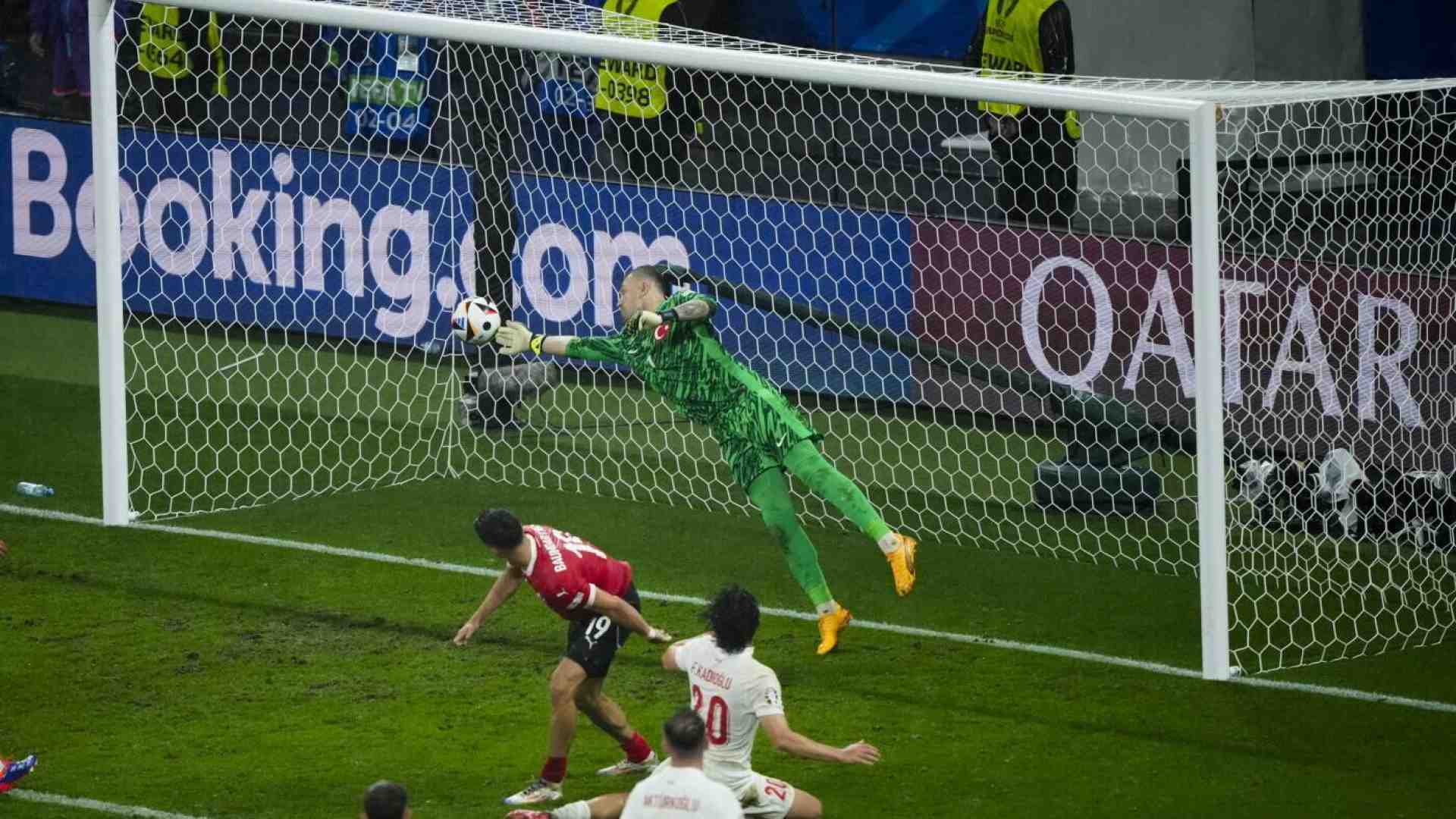 La parata della vita di Mert Gunok