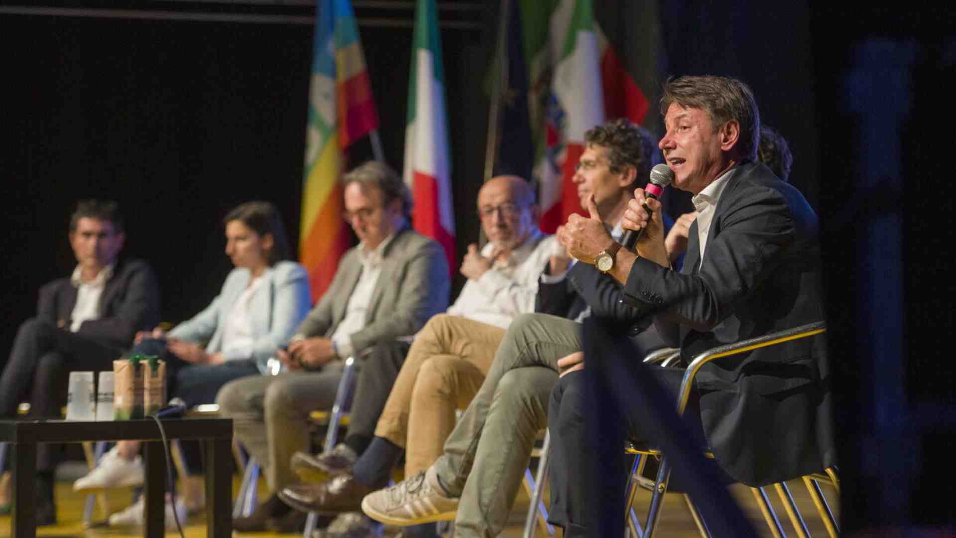 L'unità del centrosinistra sotto il cielo sopra Bologna