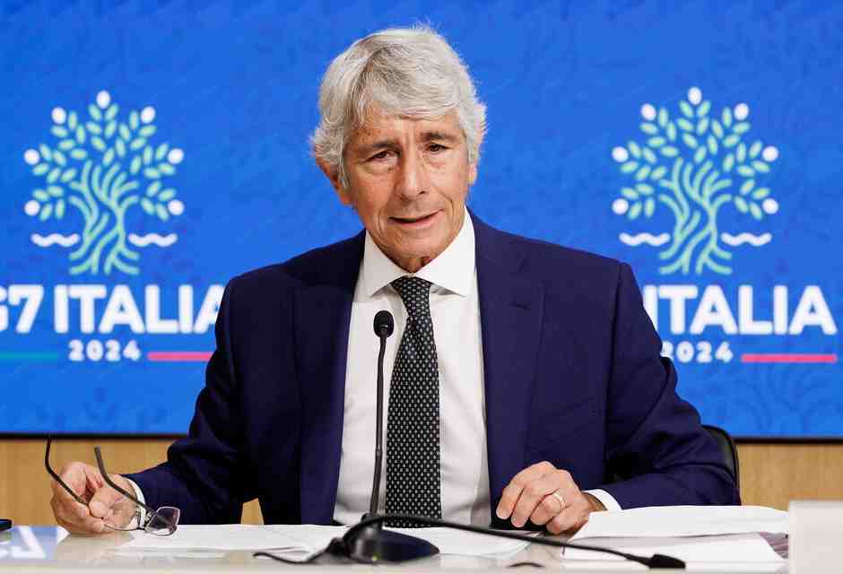 È ora di un grande reset per il calcio italiano: “Gli Europei? Umilianti. Serve una svolta". Parla Abodi