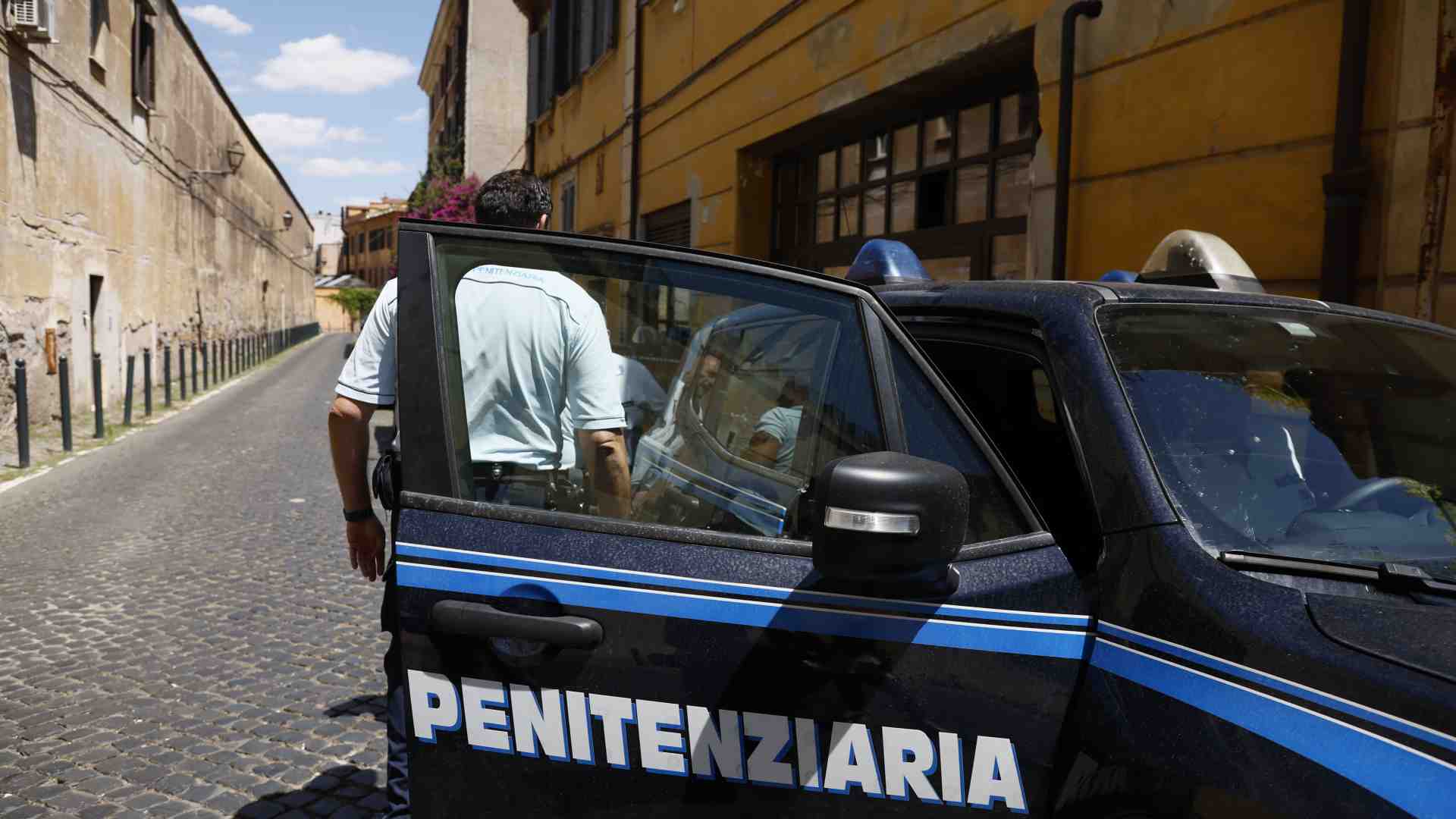 Il decreto che non svuota le carceri ma che contribuirà a rimpinzarle