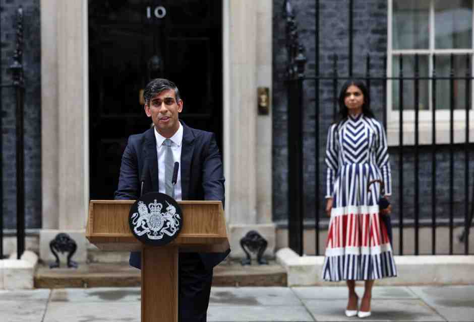 Sunak chiede scusa al paese per la sconfitta: "Mi assumo la responsabilità". E lascia da leader dei Tory