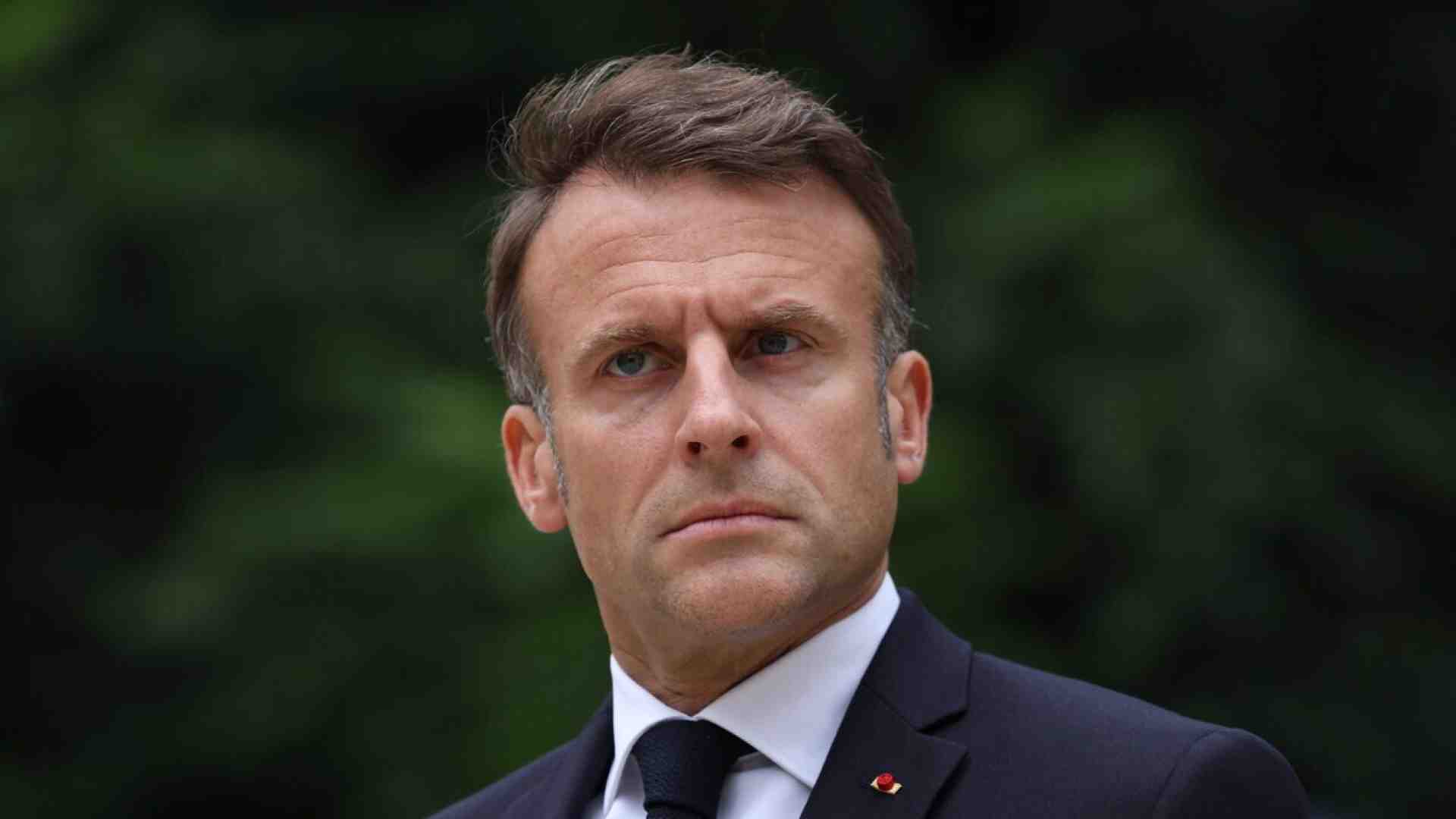 La strategia di Macron sulla bioetica non ha portato voti. Un monito per la nostra sinistra
