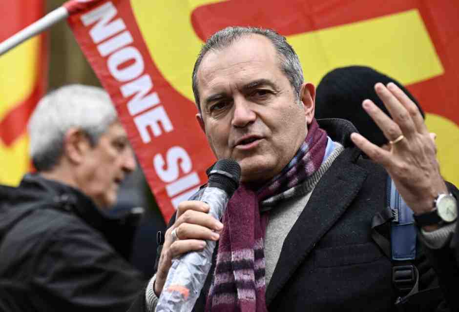 De Magistris: "Schlein è ancora lontana dal modello Mélenchon. Ma se mi chiama sono a disposizione"