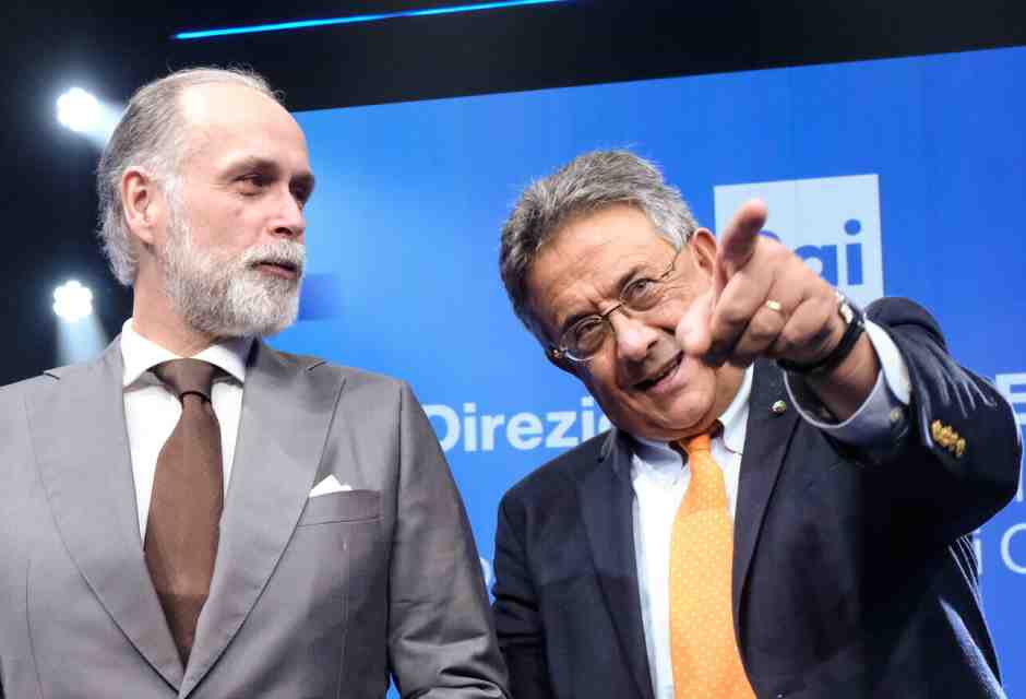 Rai catastrofe. Nessuna maratona sulla Francia, redazioni contro direttori. Chi comanda?