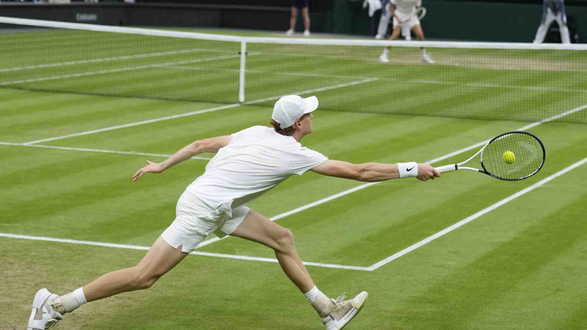 Oltre Sinner (e la sconfitta): perché l’erba fa impazzire i tennisti