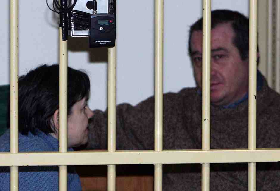 Rosa e Olindo restano in carcere: confermato l'ergastolo per la strage di Erba
