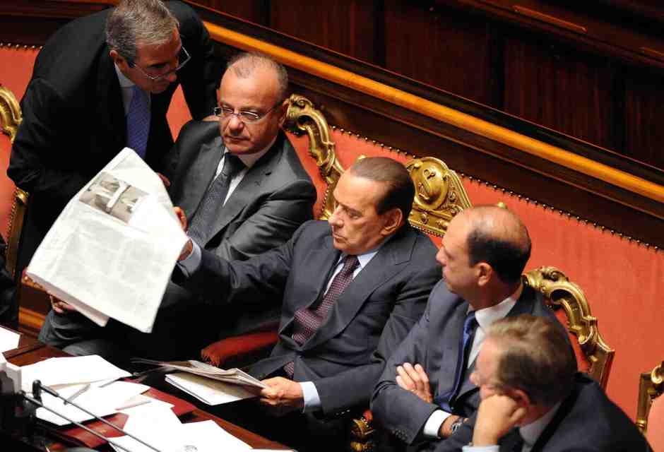 “L’aeroporto intitolato al Cav? Lo avevo detto 11 anni fa ma tutti ridevano”. Parla Rotondi (che aveva previsto tutto)