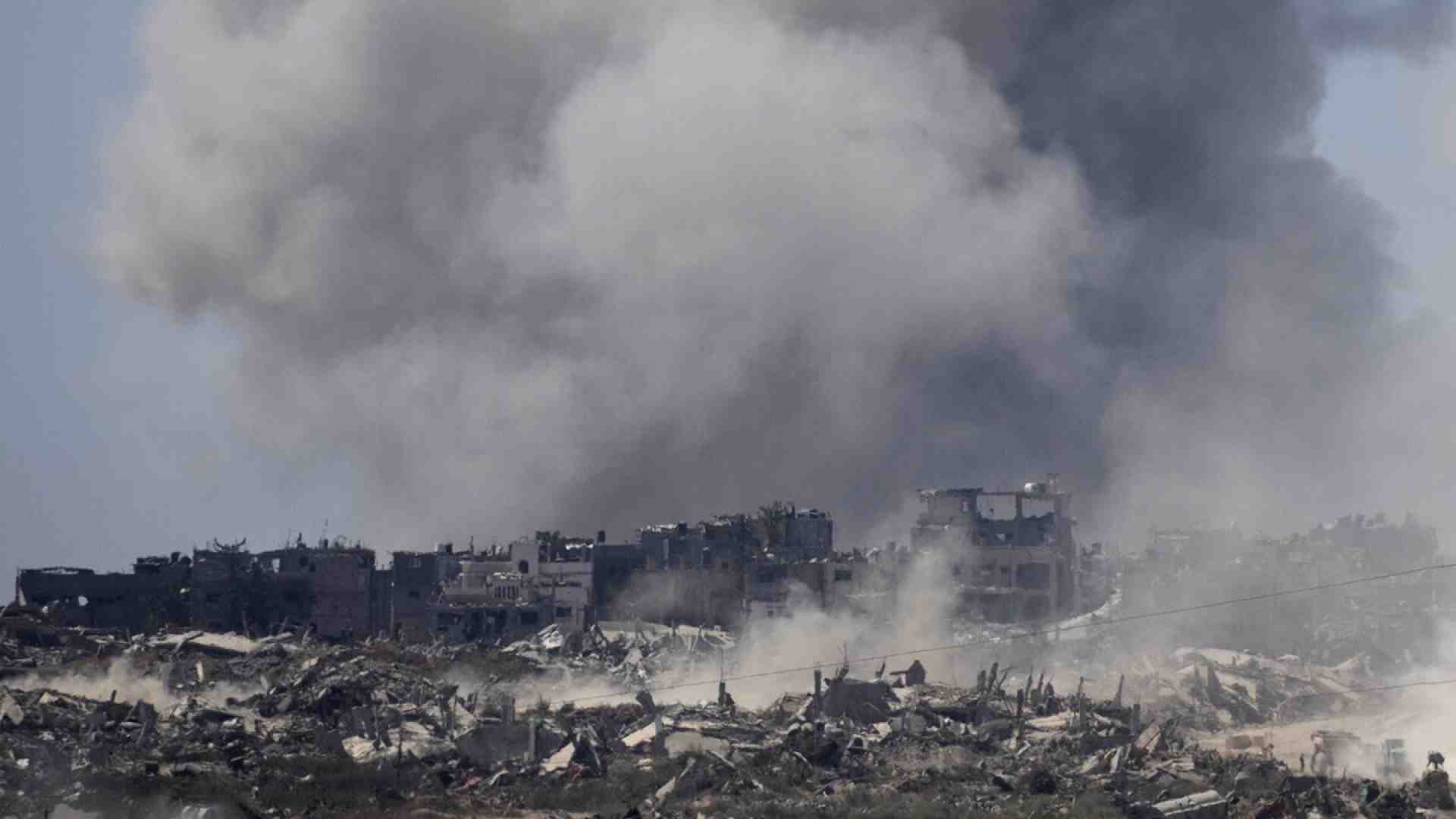 Instant Gaza. Librerie invase da opere sul tema politico del momento