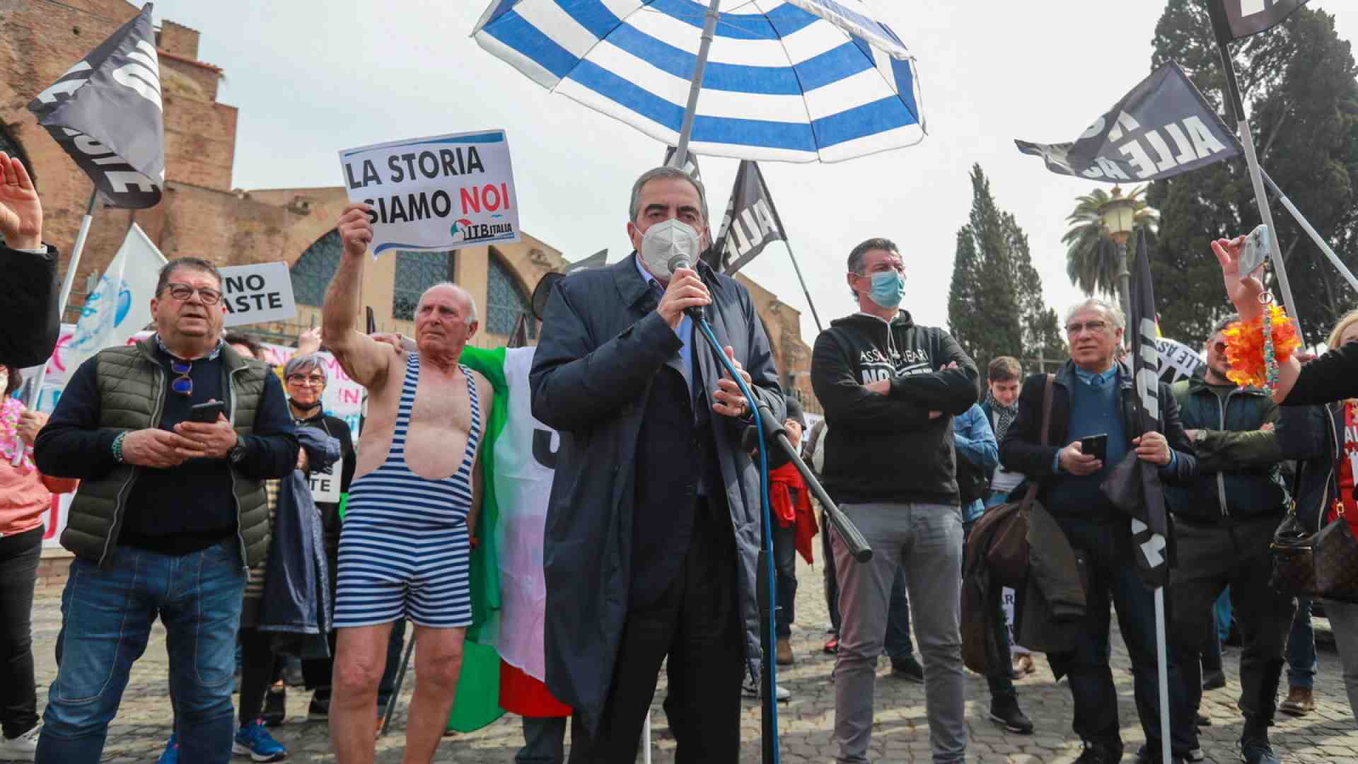 Sentenze balneari. Il governo vince due ricorsi in difesa della Bolkestein. Ora non resta che attuarla