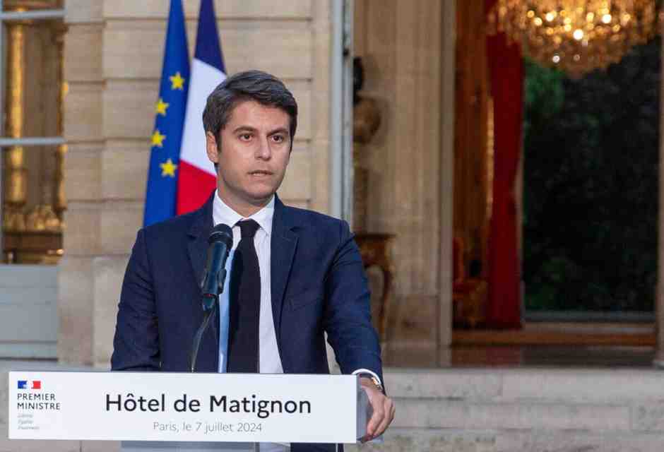 Il tempo finito del premier francese Attal e le trattative del fronte repubblicano