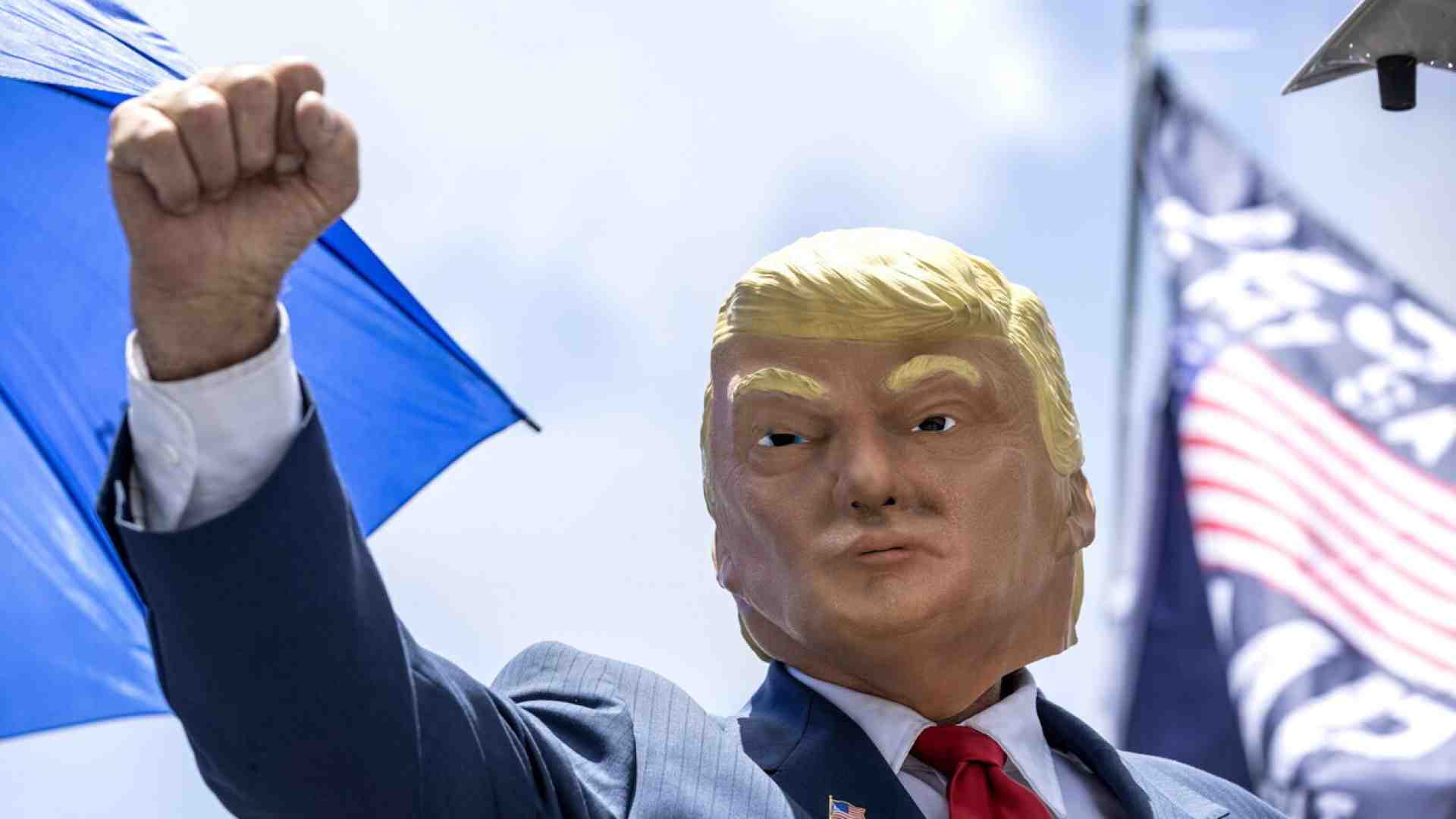 "Andrò a trovare Trump, ora lo sosteniamo più di prima”, ci dice l’uomo “americano” di Meloni