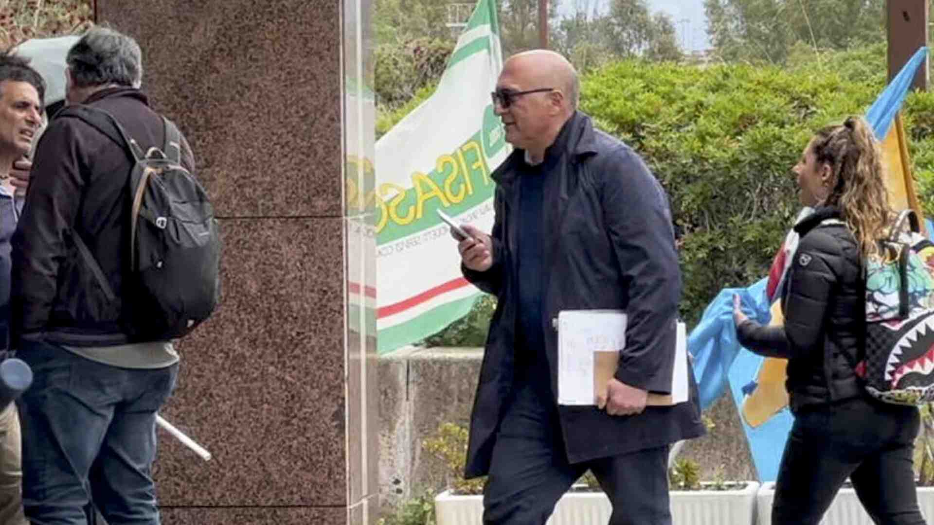 “Il Pd mi ha scaricato come spazzatura”. Parla Cozzolino, protagonista del Qatargate