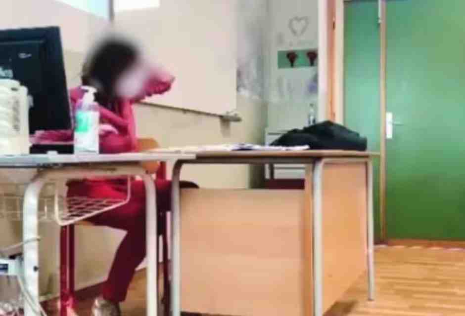 Archiviato il caso degli studenti che spararono pallini alla prof. Una triplice figuraccia