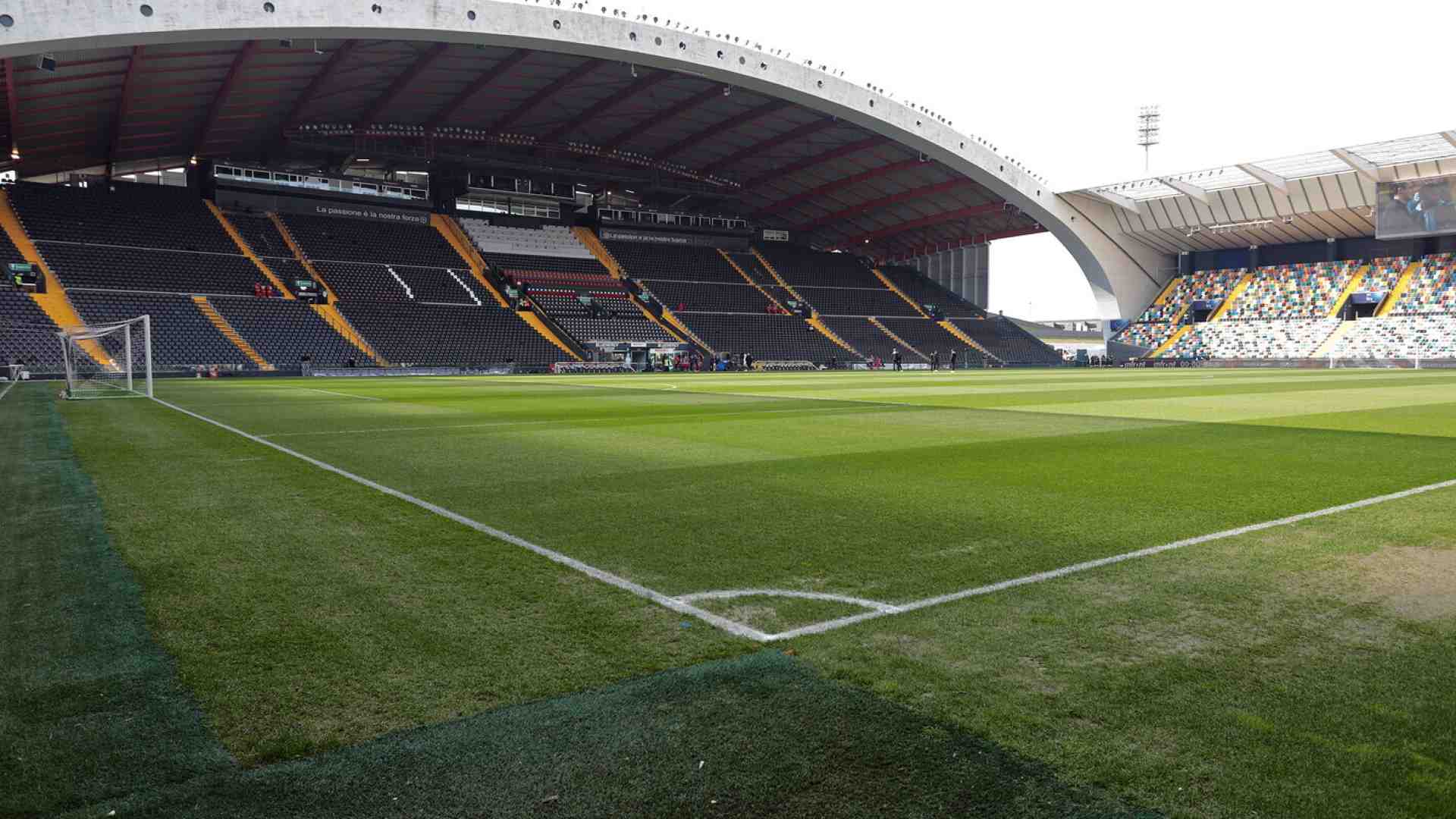 Il pasticciaccio del comune di Udine: nega il patrocinio alla partita Italia-Israele perché "divisiva"