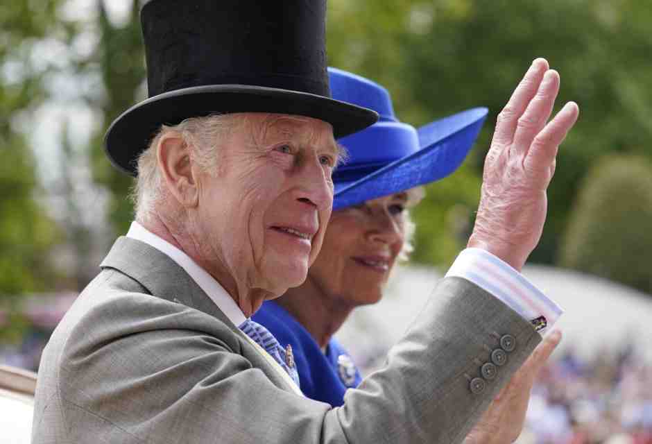 Oggi il discorso del re: via Labour, la monarchia si riprende la scena