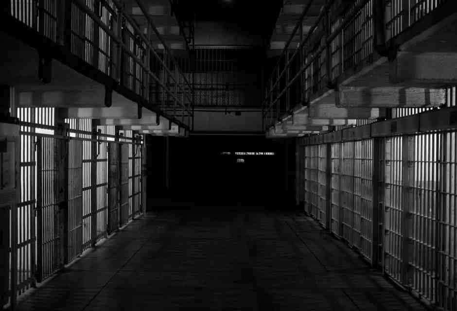 Le zanzare, i topi e la scostumata richiesta di acqua calda in carcere