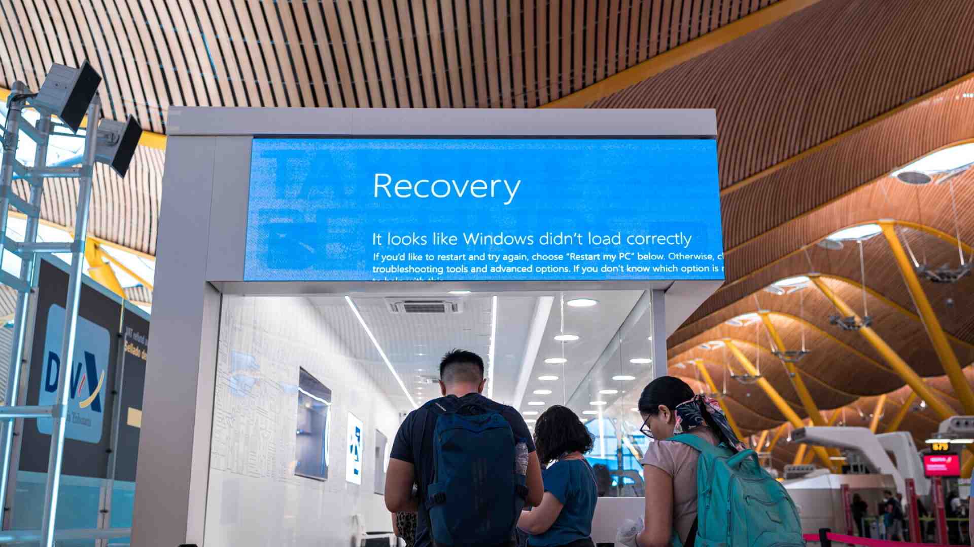 Dietro al tilt informatico globale non c’è solo un errore umano ma c’è la frontiera di una guerra fredda