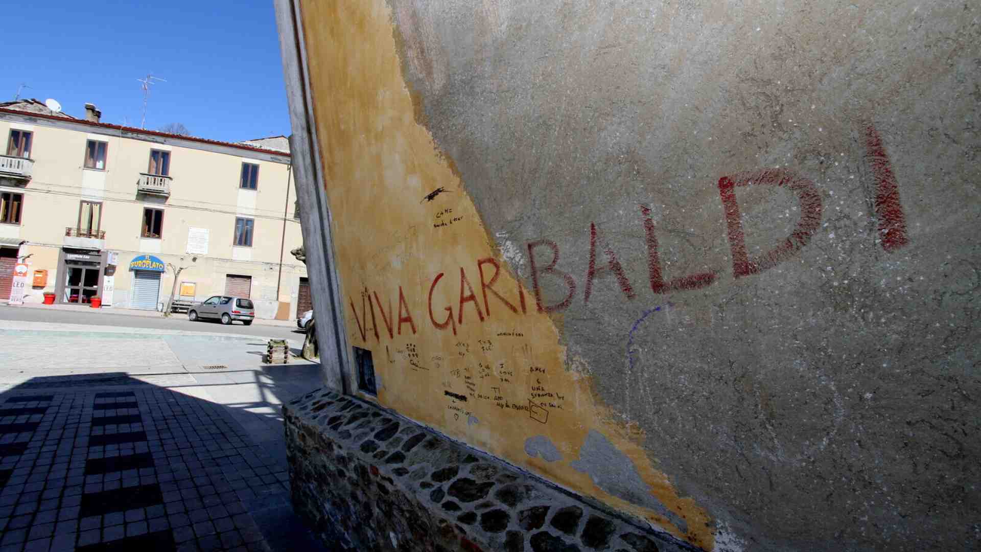 È tutto un lamento, tanto vale lamentarsi insieme. Il festival a Soveria Mannelli