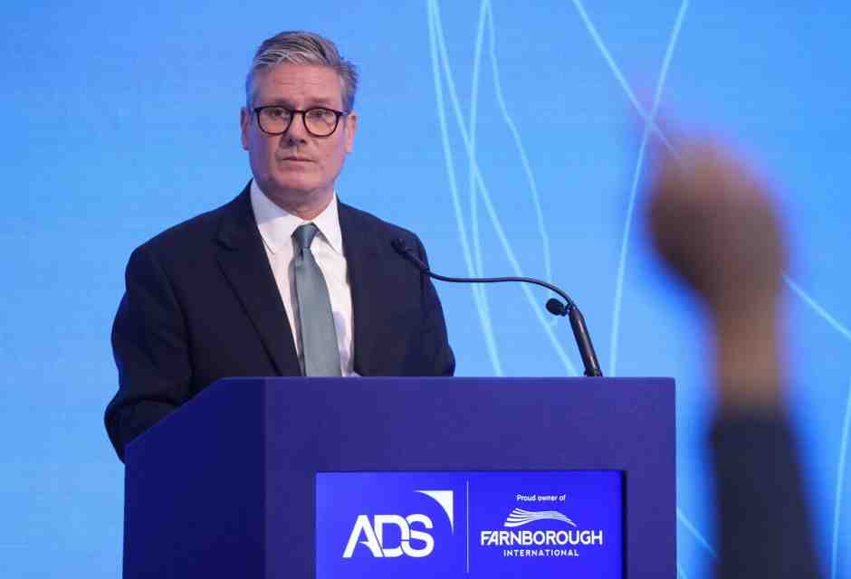 Keir Starmer lancia Skills England per restituire "la dignità del lavoro"