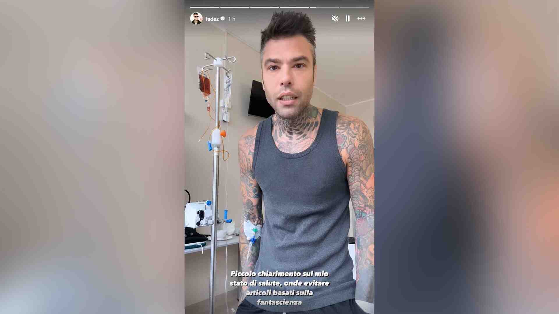 Fedez dopo il ricovero: "Alcol e droghe? Ricostruzioni da fantascienza"